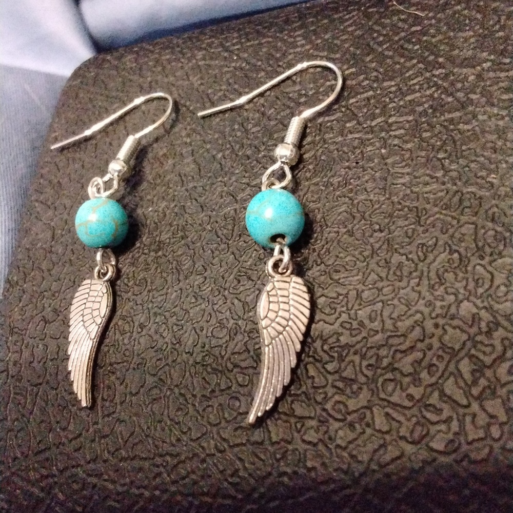 Women's Turquoise & Wing Charm Silver Tone Earrings NIP - Picture 3 of 3